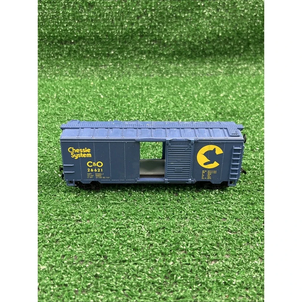 HO Scale Lot Of4 Train Cars Plastic Southern Pacific Chessie System The Katy APL